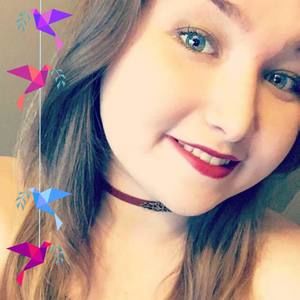 Meet your Posher, Holly